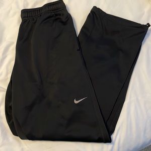 Black Nike therma-fit pants